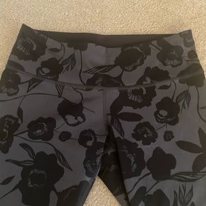 Lululemon cropped leggings